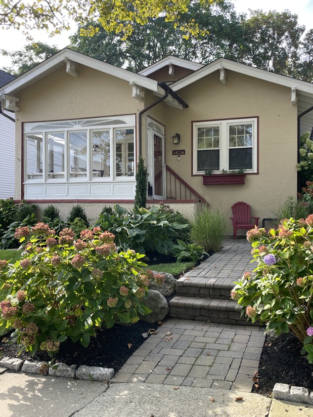 Primary Photo - 1404 4th Ave