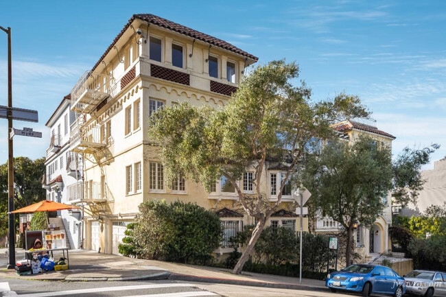 Building Photo - 2319 Hyde St