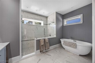 Building Photo - 4885 Tamarind Ridge Dr