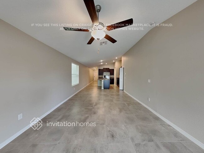 Building Photo - 2219 Treesdale Ave