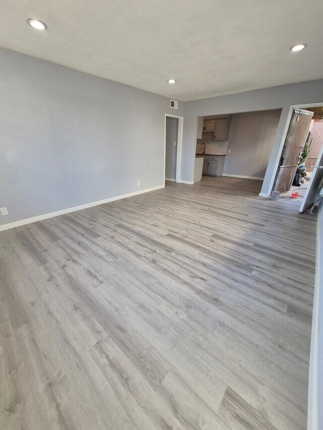 Foto del edificio - 404 N Garfield Ave