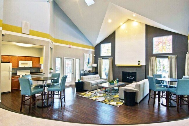 Building Photo - 10311 Willow Bend Cir