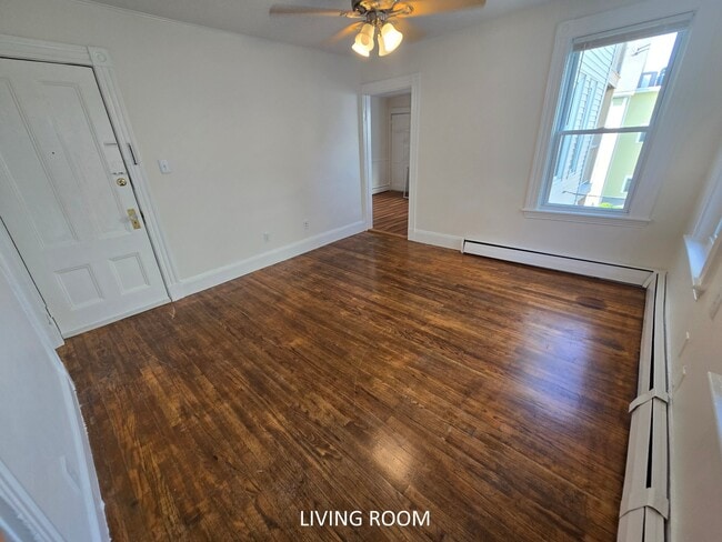 Building Photo - 257 Highland Ave