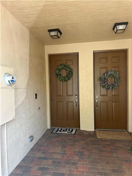 Building Photo - 13017 Riverwalk Cir S