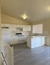 Building Photo - 6189 Dewdrops Dr