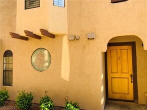 Building Photo - 4069 Nook Way