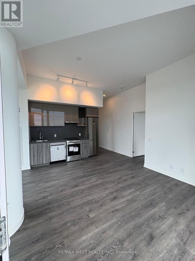 Building Photo - 6 flavelle trail