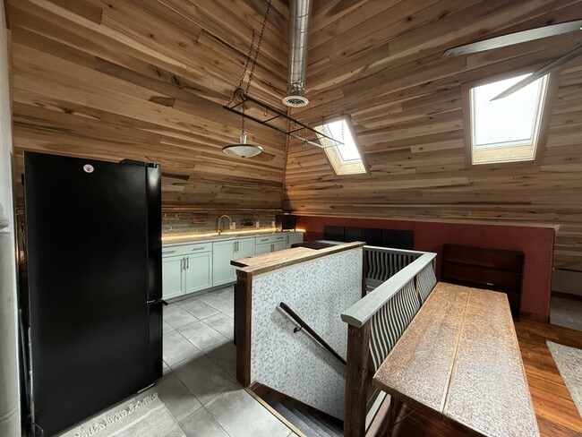 Building Photo - 920 Lafayette Ave