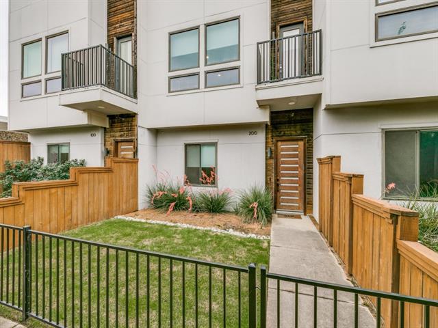 Foto principal - 3816 Roseland Ave