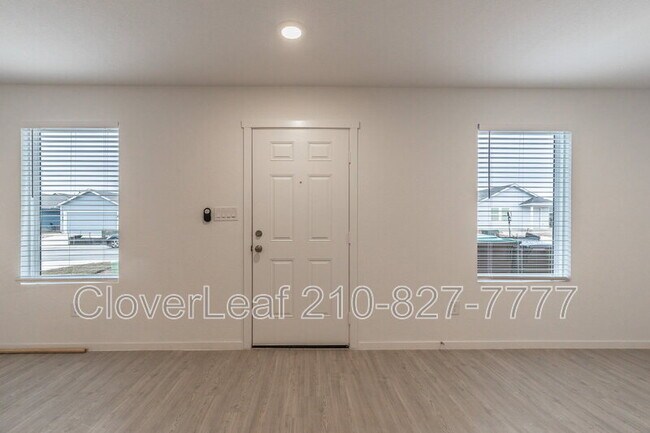 Foto del edificio - 12858 Ratcliff Lk