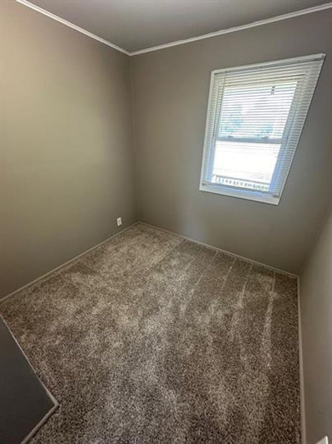 Foto del edificio - 1102 N Lincoln Ave