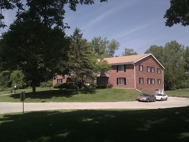 Building Photo - 118-130 Heidel Rd