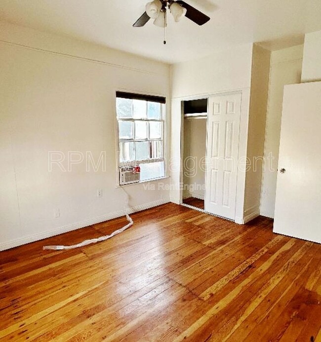 Building Photo - 1781 N Orchid Ave
