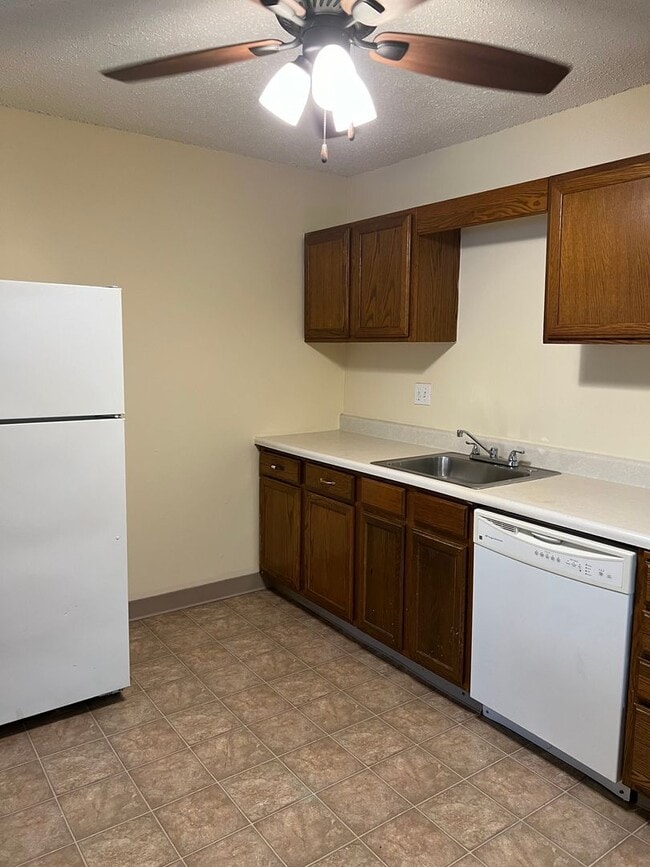 Interior Photo - Chad Estates