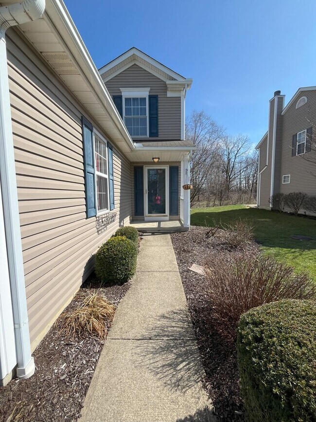 449 Rachel Ln, Avon Lake, OH 44012 Townhome Rentals in Avon Lake OH