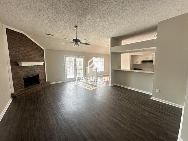 Foto del edificio - 4258 Ross Rd
