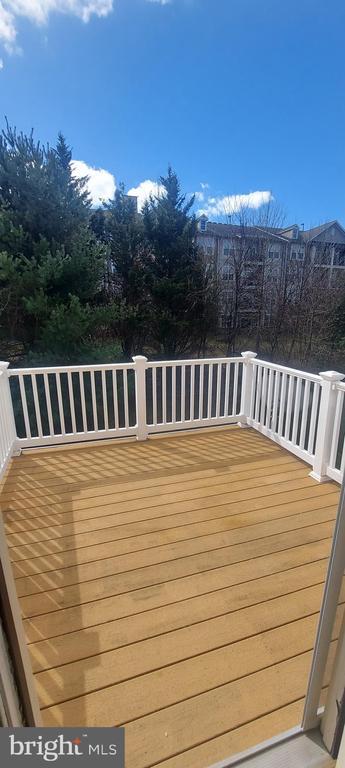 Foto del edificio - 575 Odendhal Ave