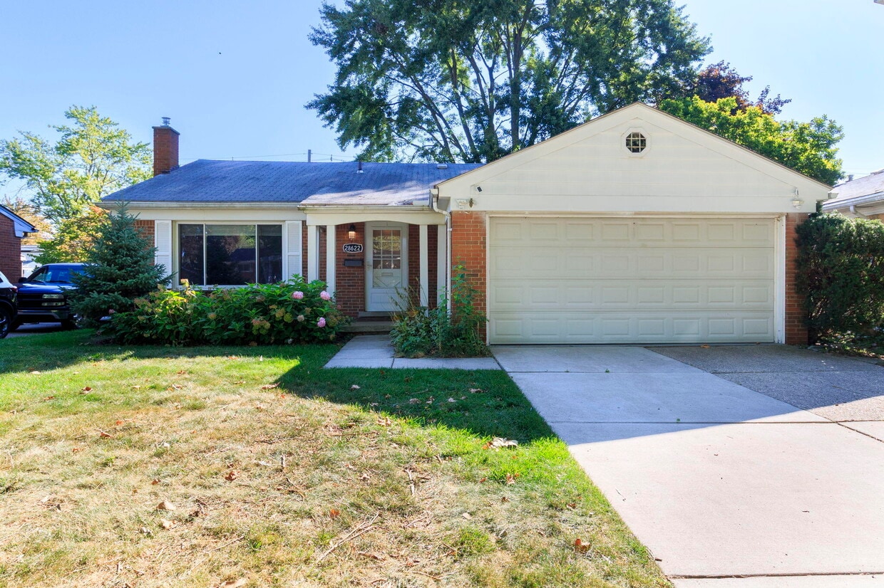 Primary Photo - 28622 Milton Ave