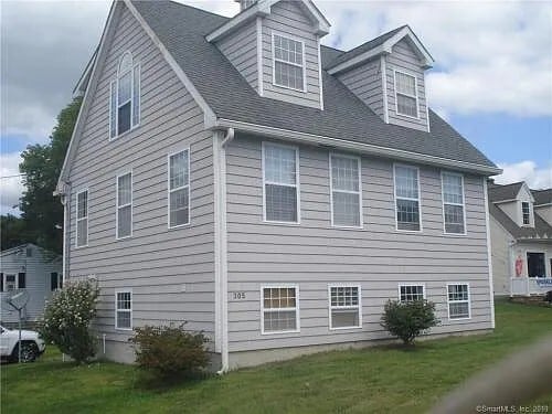 Building Photo - 305 E Main St