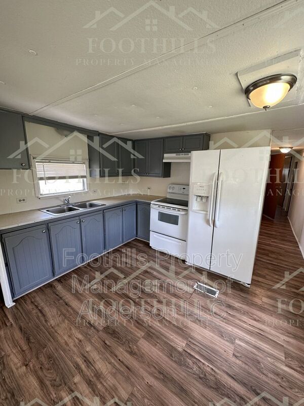 Foto del edificio - 1478 Greenfield Rd