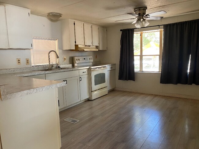 Building Photo - 10406 Camp Mack Rd