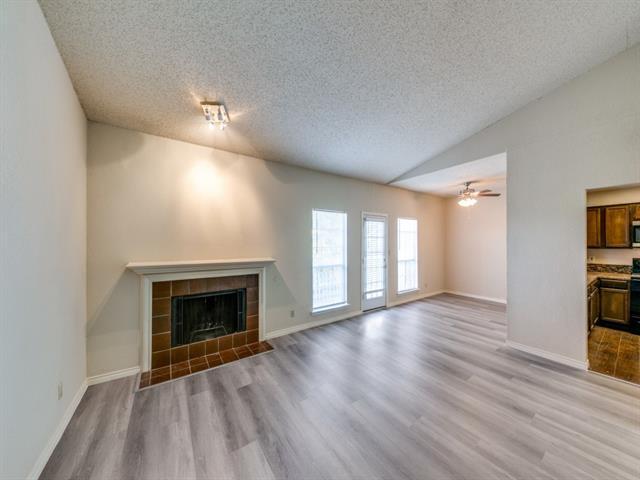 Building Photo - 8600 Coppertowne Ln