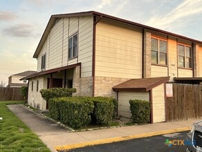 Building Photo - 1310 Covey Ln