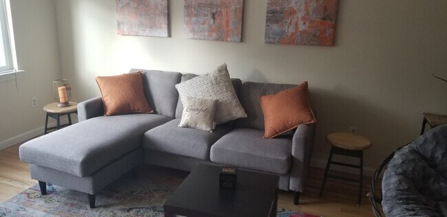 Building Photo - Beautiful and Spacious First Floor/Apt #1