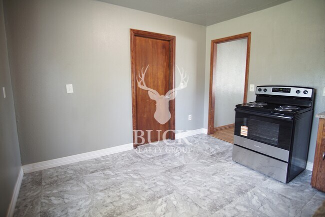 Foto del edificio - 6706 SE 15th St