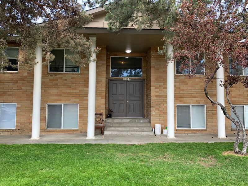 Primary Photo - 3607 W Kennewick Ave
