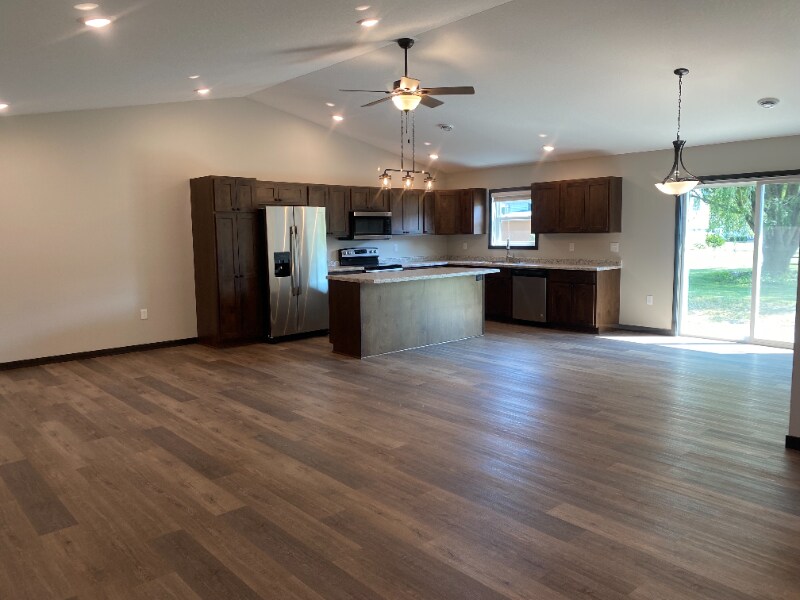 1015 Royal Blvd, Rice Lake, WI 54868 Townhome Rentals in Rice Lake WI