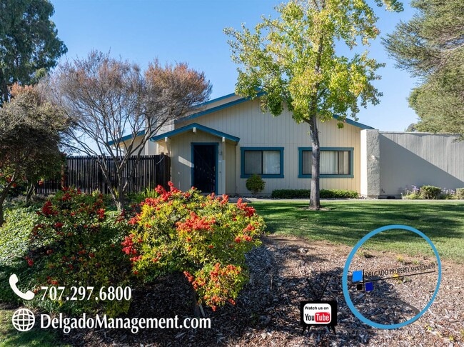 Building Photo - Beautiful two bedroom/two bath Waterview d...