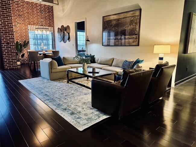Foto del edificio - 1111 Studewood St