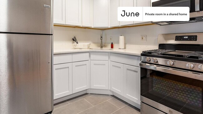 Foto del edificio - Room in Shared 4 bed/2 bath home