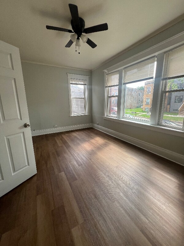 Foto del edificio - 427 N Lawler Ave