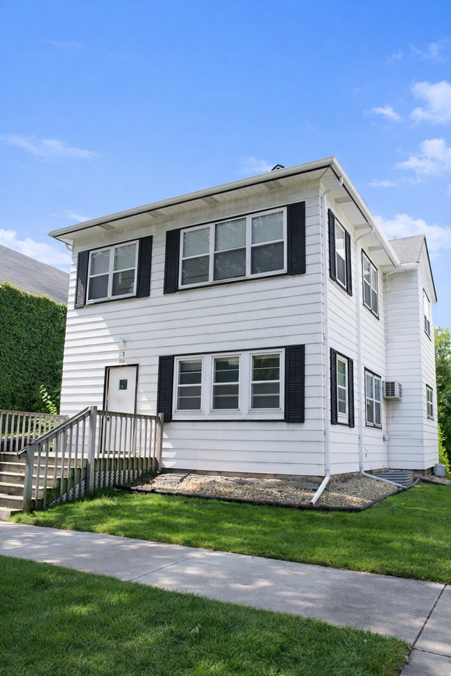 Building Photo - 513-8TH