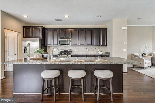 Foto del edificio - 21771 Harroun Terrace