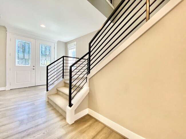 Building Photo - Great Home For Rent