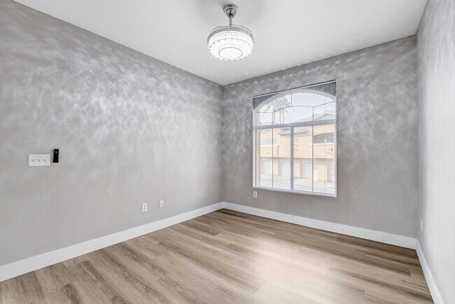 Foto del edificio - 1713 Sky of Red Dr