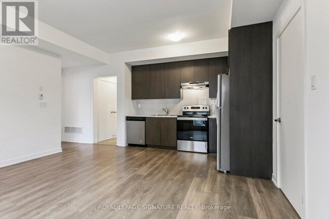 Photo du bâtiment - 1525-1525 Kingston Rd