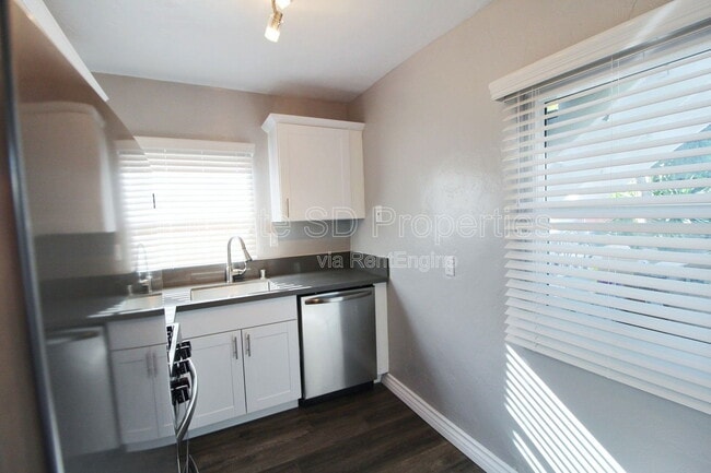 Foto del edificio - 4687 Hamilton St