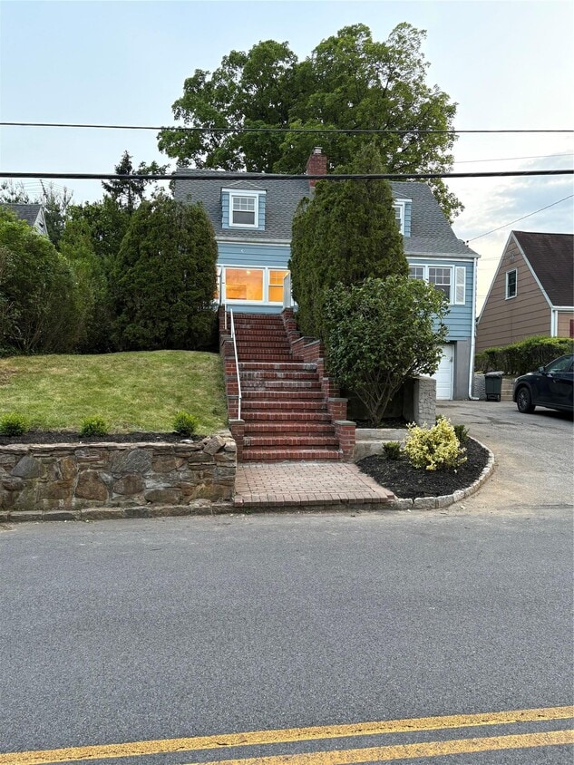 Primary Photo - 93 Joyce Rd