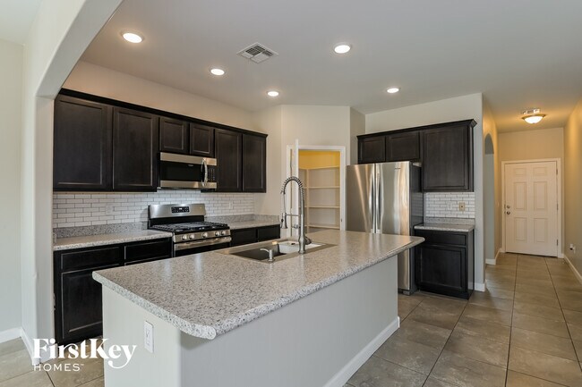 Foto del edificio - 12191 E Metz Dr