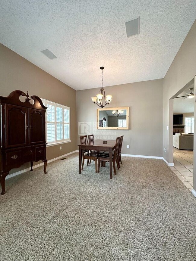 Foto del edificio - 9805 Foxhill Cir