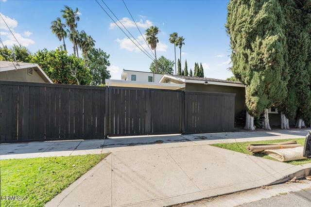 Foto del edificio - 13902 Calvert St