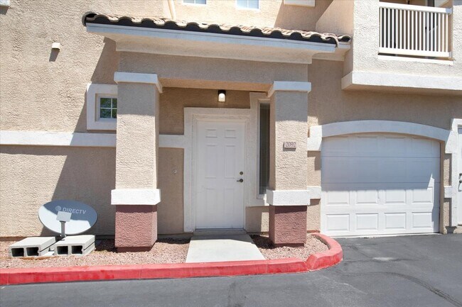 Foto del edificio - 5855 Valley Dr