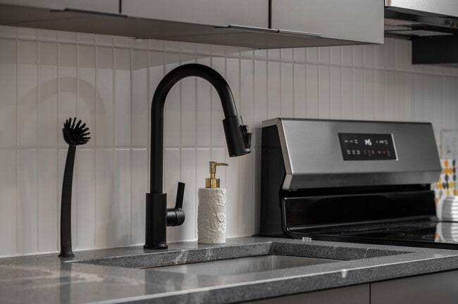 Building Photo - The Park