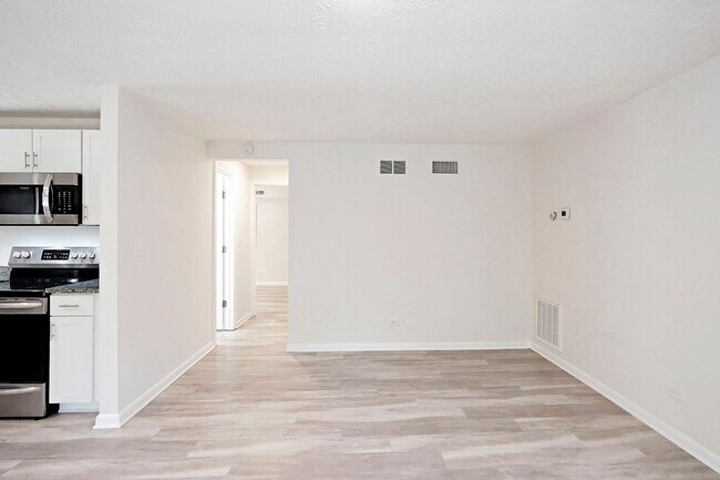 Foto del edificio - Dog-Friendly Apartment Near UVA & Downtown