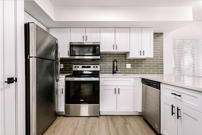 Foto del interior - Beautiful Fully Renovated, Gated Community!