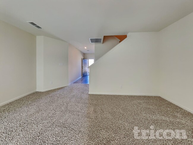 Foto del edificio - 111 Switchback Hl Rd